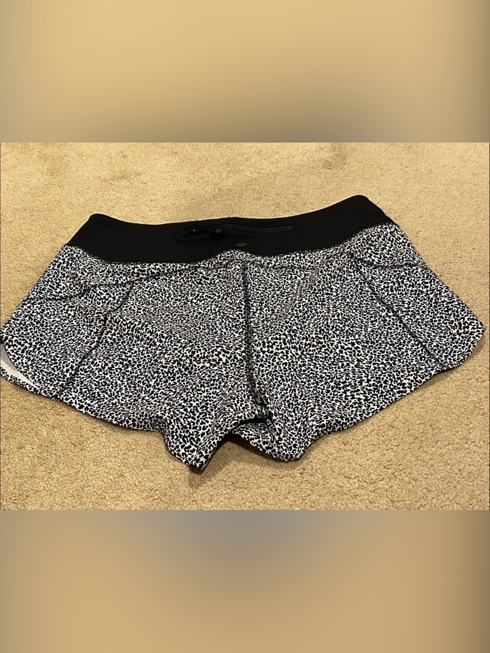 Athleta Black & White Printed Athletic Shorts​